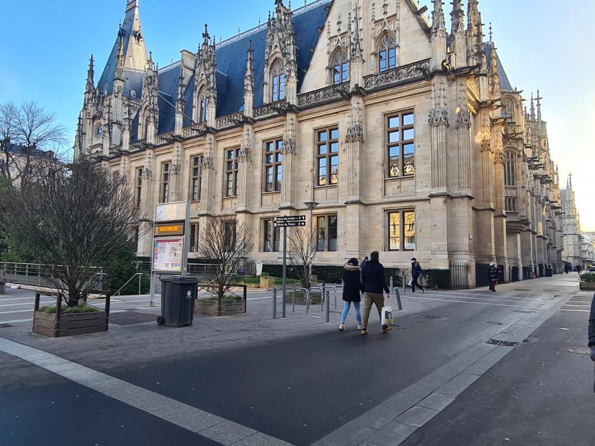 Rouen Hyper Centre Ville Palais De Justice Екстериор снимка